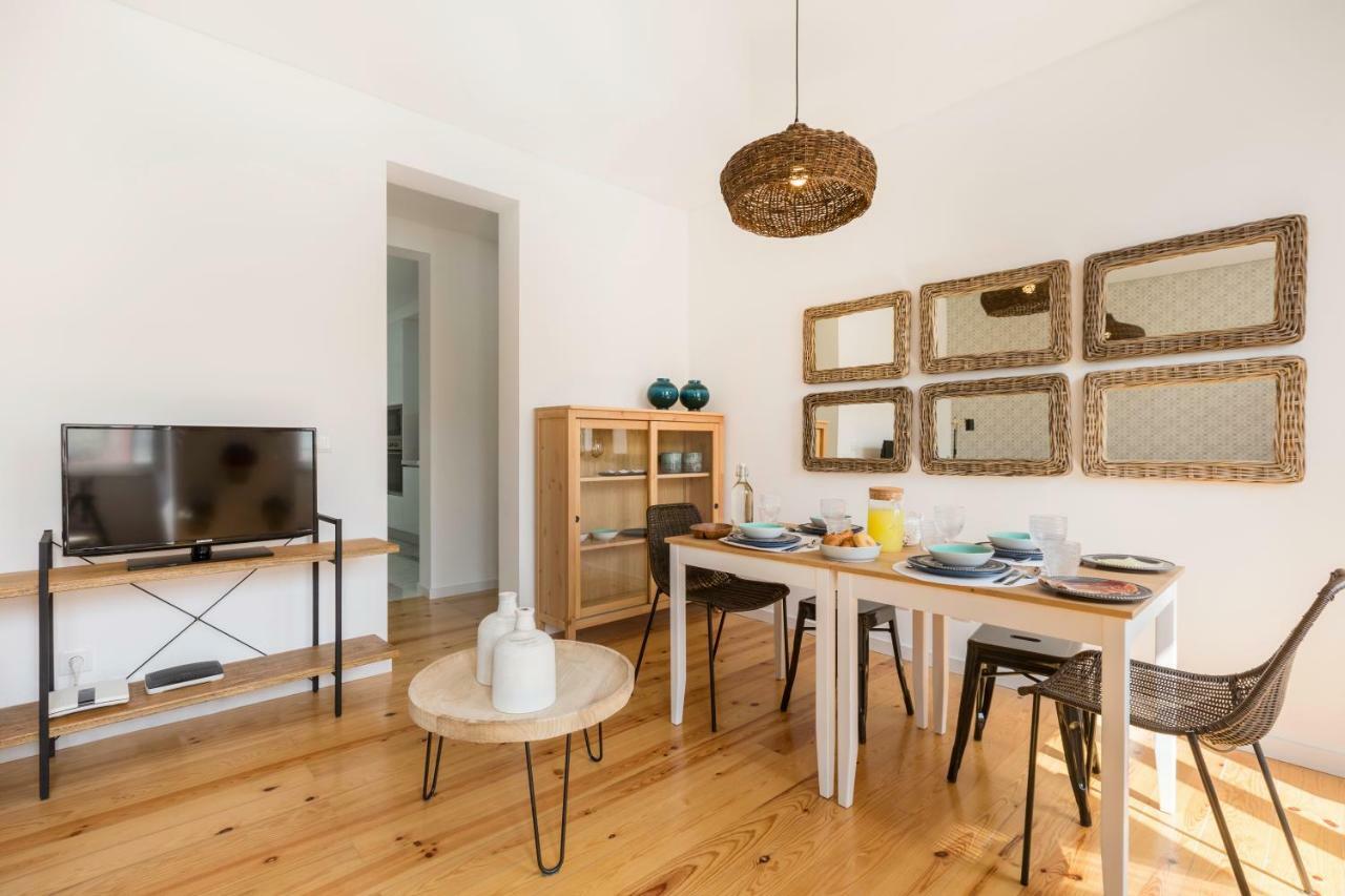 The Tile House 95 Apartment Lisbon Exterior photo